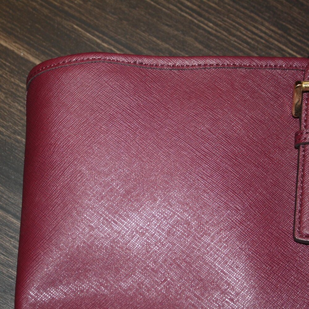 MICHAEL KORS JET SETTER (BURGUNDY) - Picture 2 of 8